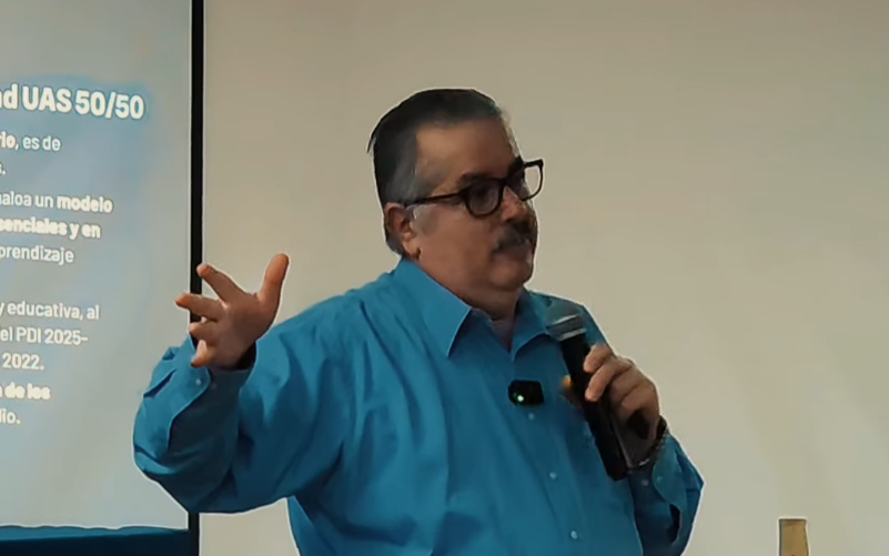 Así se preparan docentes de la UAS para una enseñanza bimodal