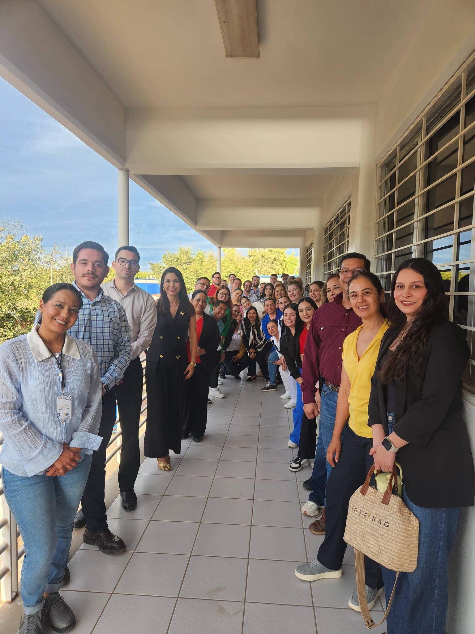 Más de 300 docentes fortalecen el modelo bimodal UAS 50/50