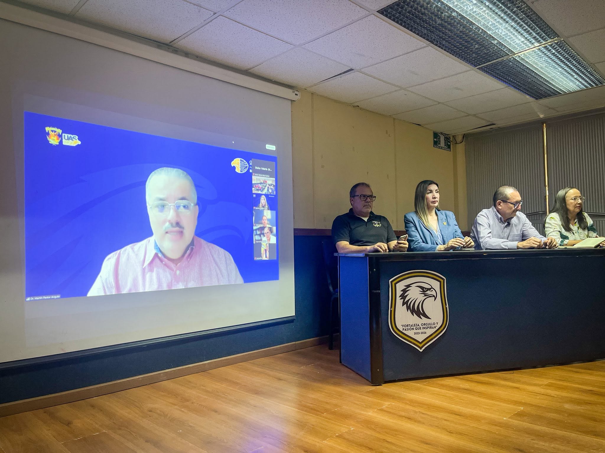FORTALECEN TRABAJOS DE PLANEACIÓN DIDÁCTICA BIMODAL UAS 50/50 EN LA REGIÓN DEL PETATLÁN.